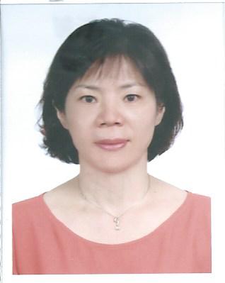 <p>
	<span style="font-size:12px;">三月份~個人優良<br />
	中一單位 黃純儀 經理</span></p>
