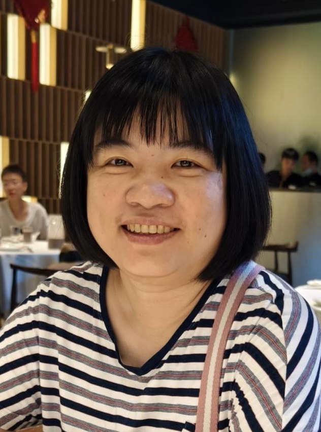 <p>
	<span style="font-size:12px;">八月份~個人業績第3名<br />
	凱聚單位 顏碩娜 高級專員</span></p>
